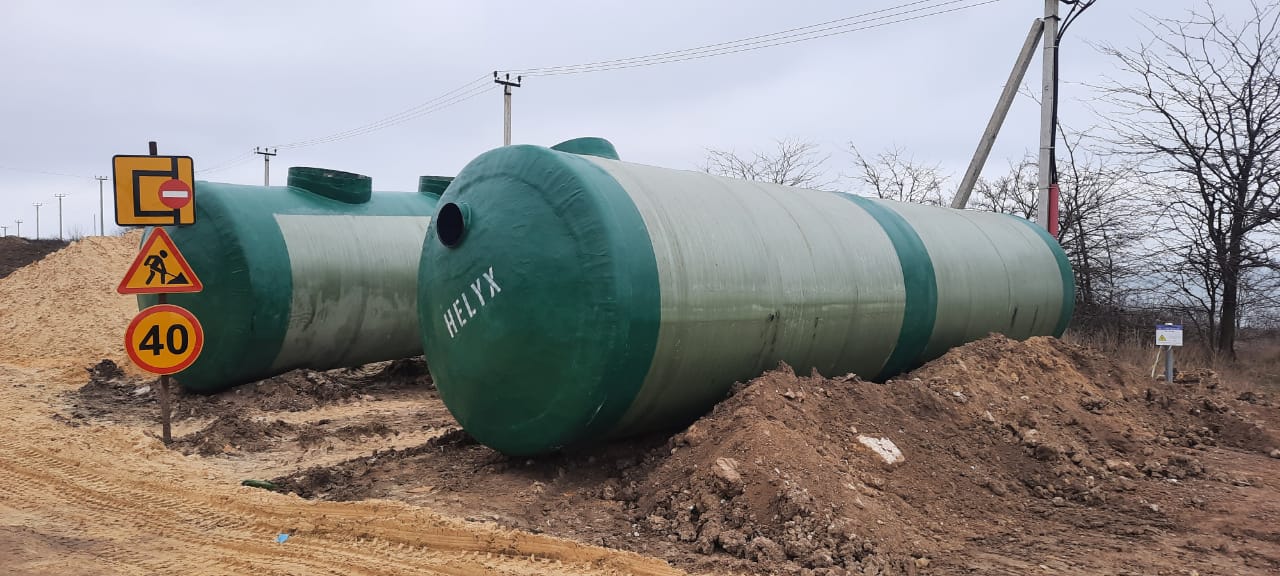 https://nazran.emkosti-kryma.ru/wp-content/uploads/sites/14/2021/06/ustanovka-livnevyh-ochistnyh-sooruzhenij-v-edinom-korpuse-kerch-8.jpeg