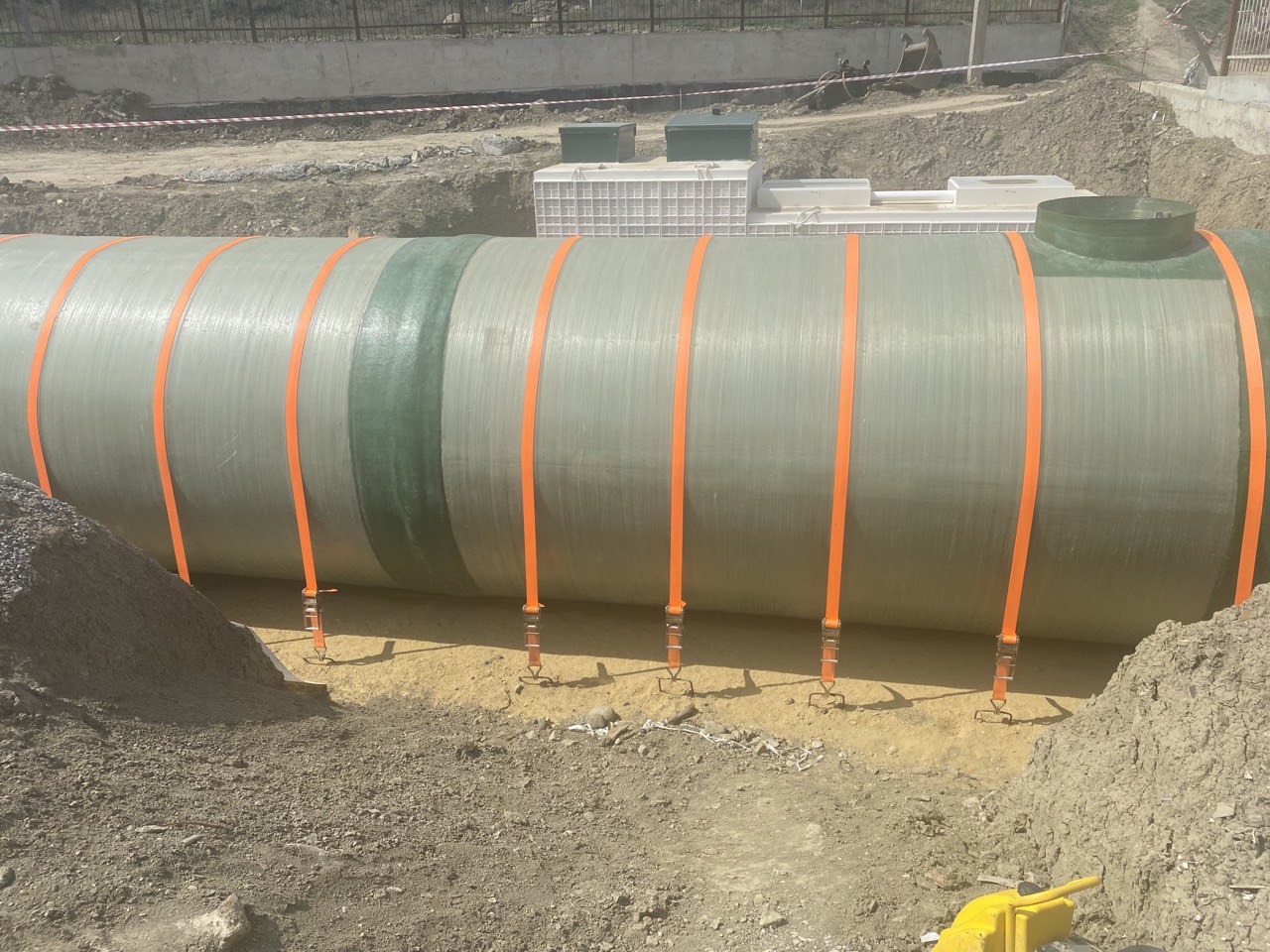 https://nazran.emkosti-kryma.ru/wp-content/uploads/sites/14/2022/09/emkost-stekloplastikovaya-1.jpg